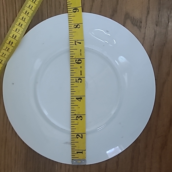 Carrollton Pottery Plate with Victorian Woman 9" - Picture 5 of 5